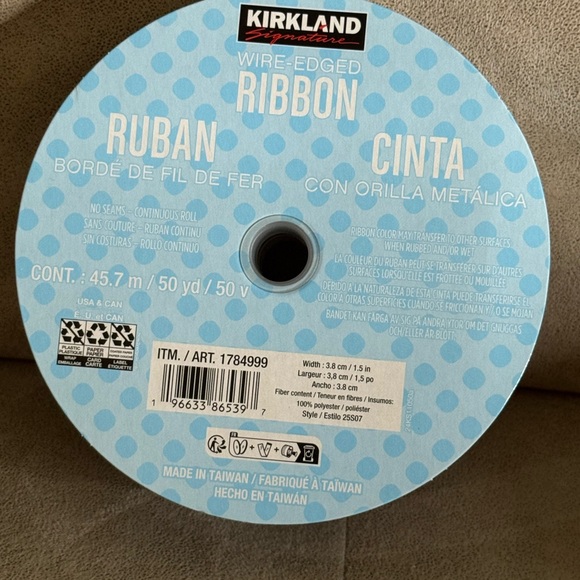 Kirkland Signature Black and White Polka Dot Ribbon - Picture 1 of 5